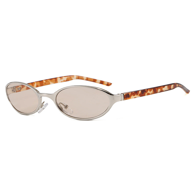 Women's elegant sunglasses with protective UV filter and narrow frame Skanto