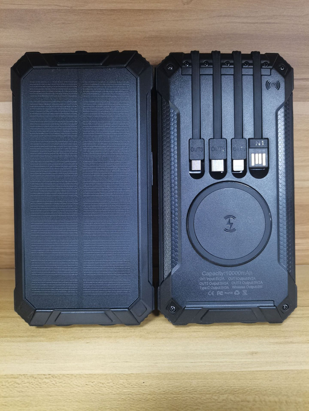 Powerbank med solcelledrevet hurtigladere Skanto