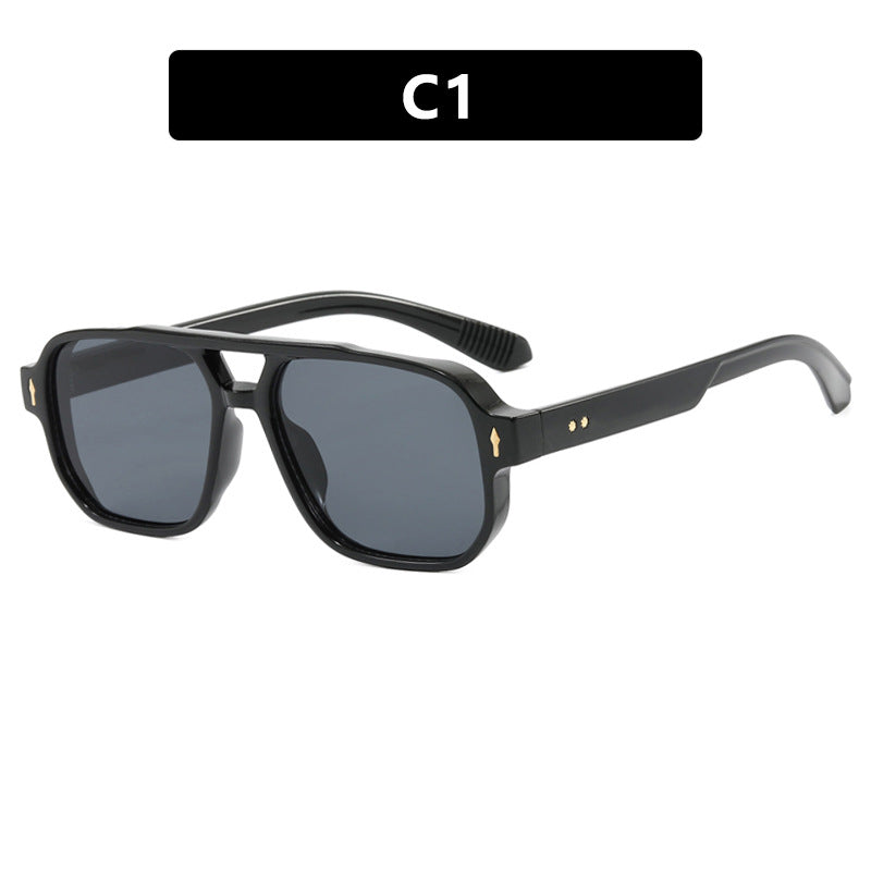 Women's fashion square sunglasses with luxurious details Skanto