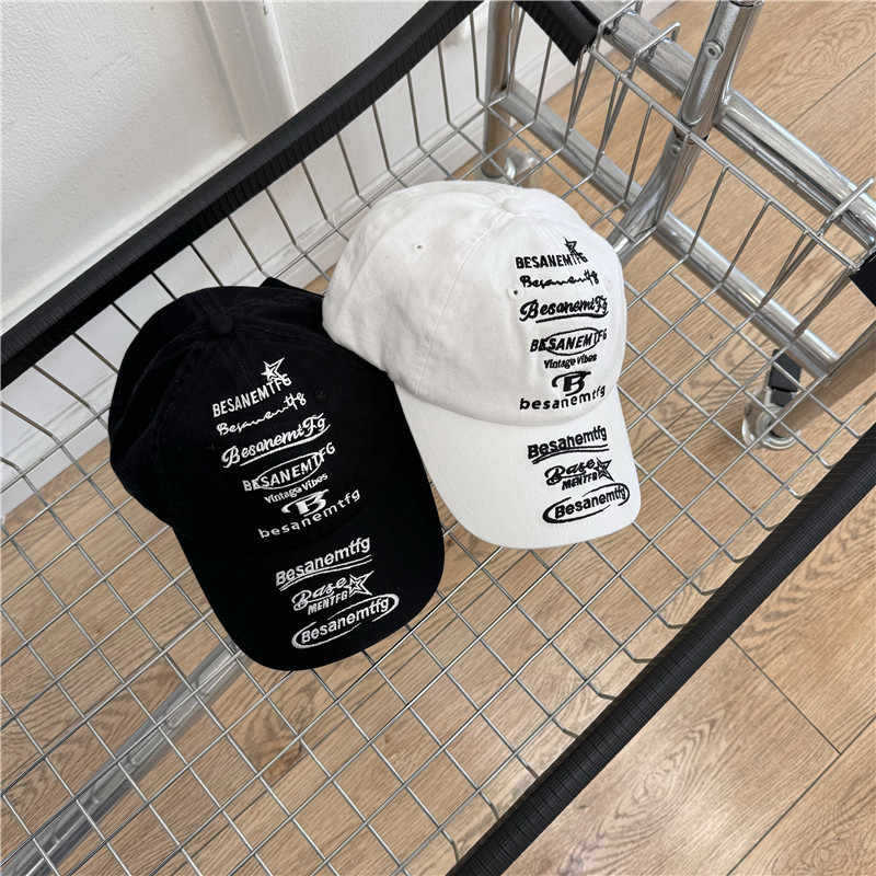 Unisex Casual Graphic Cap Skanto