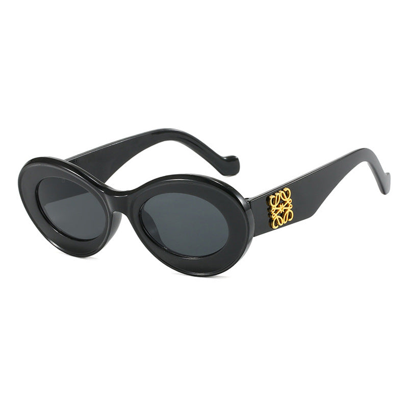 Women's elegant curved sunglasses Skanto