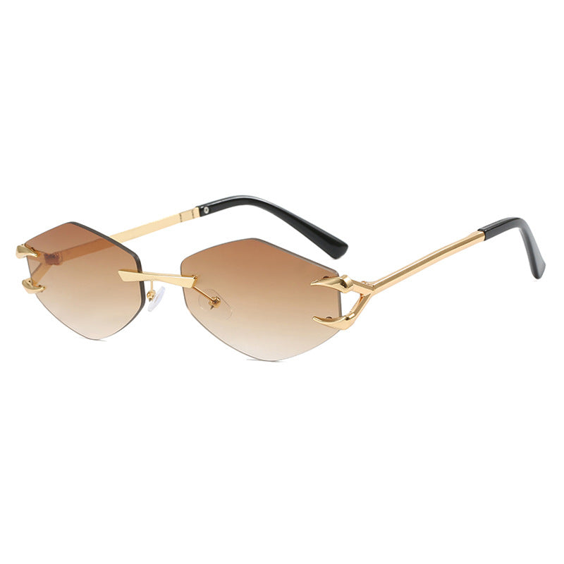 Dame ekstravagant hexagonal solbrille med innovativ ramme og UV-beskyttelse Skanto