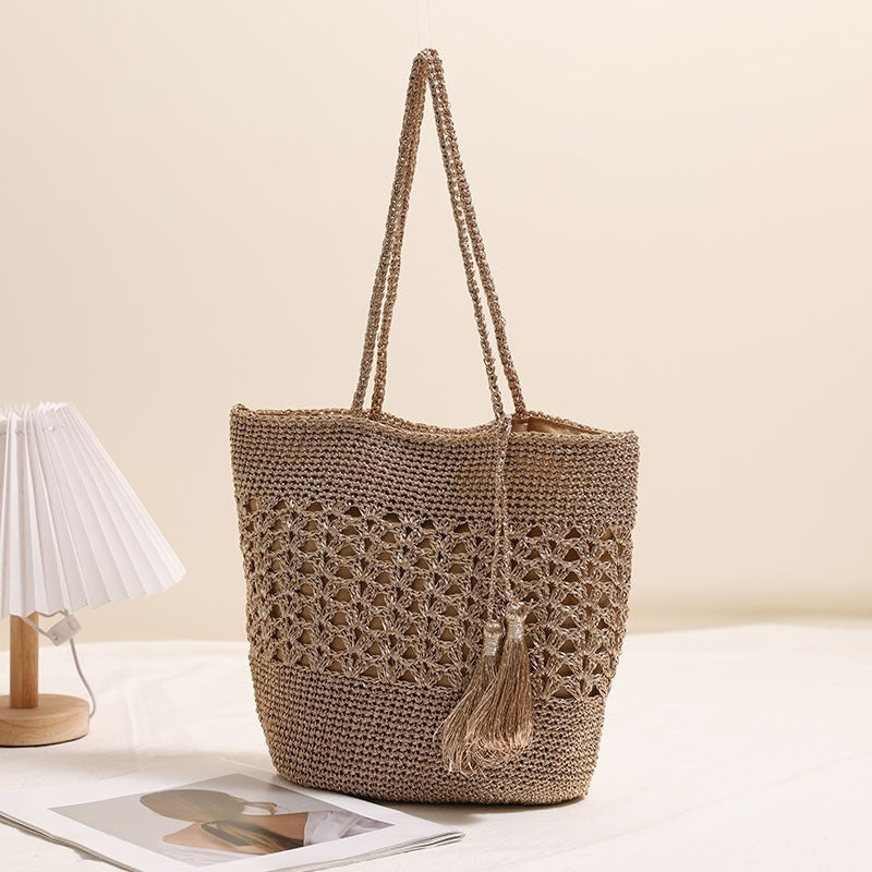 Crocheted tote bag with elegant tassels Skanto