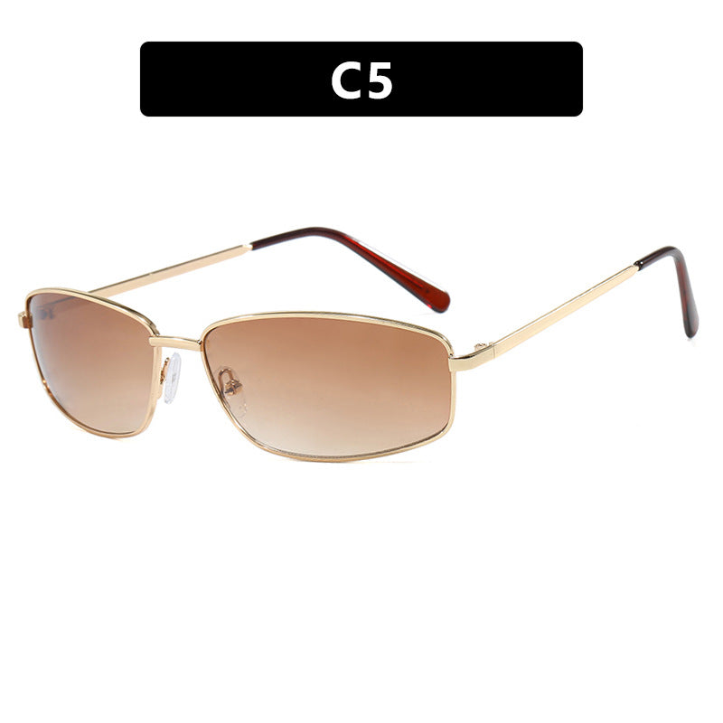 Women's sporty sunglasses with trendy metal detailing Skanto