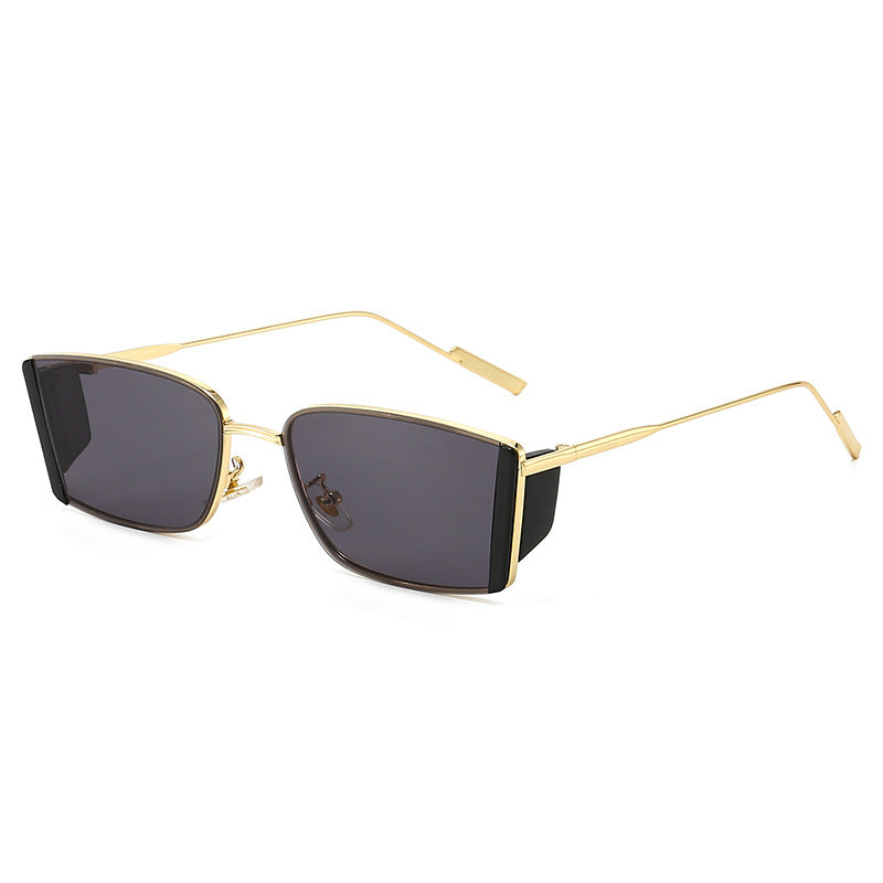 Dame elegant firkantet solbriller med fin metallramme Skanto