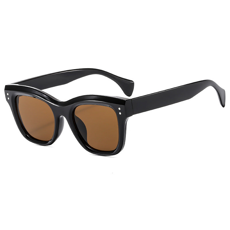 Dame retro-inspirert solbrille med beskyttende UV-lysfilter Skanto