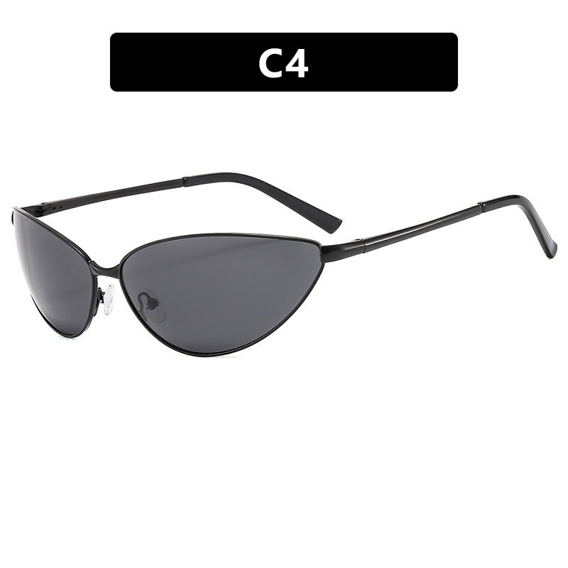 Women's Cat-Eye Sunglasses with Modern Metal Frame Skanto