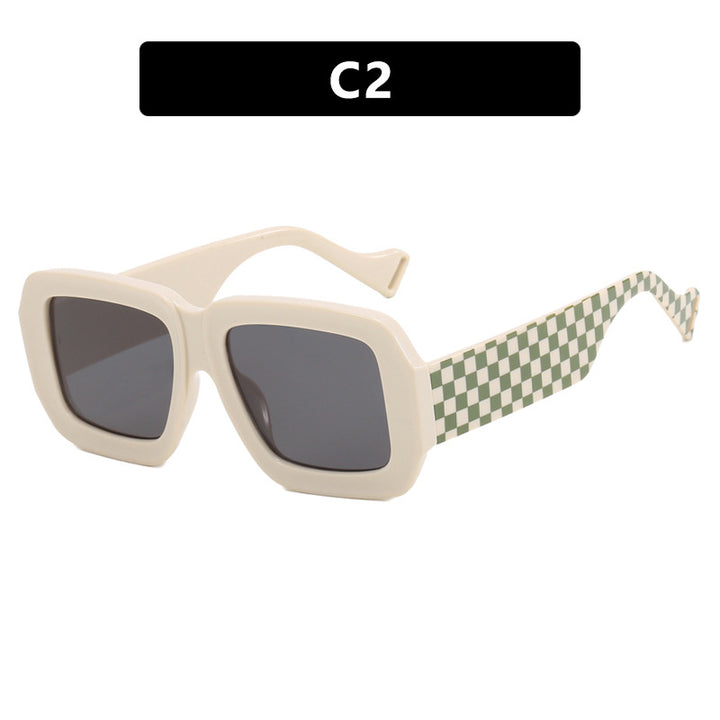 Women's fashion sunglasses with square design and stylish pattern Skanto