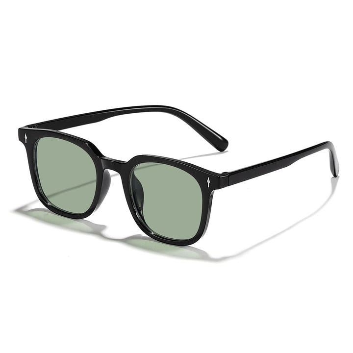 Damer fashionable solbriller med transparent ramme og UV-beskyttelse Skanto