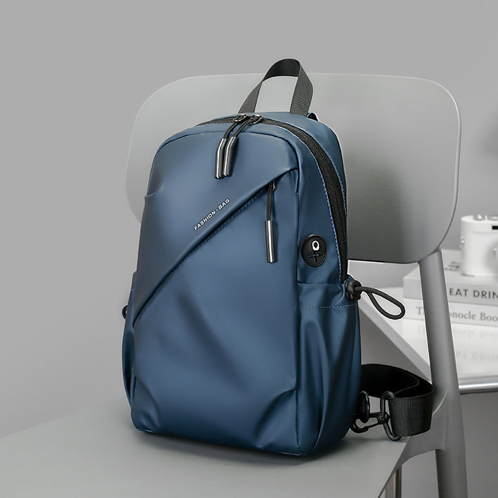 Slingveske med vanntett materiale og innovativt design Skanto