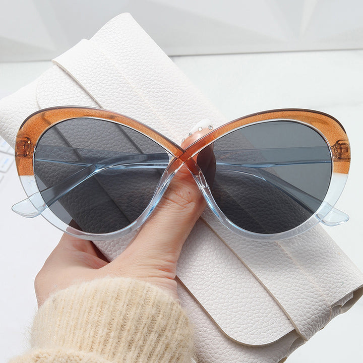 Dame Cat-Eye solbriller med speilfolierte glass Skanto