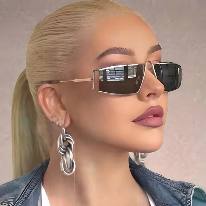 Women's trendy sunglasses in futuristic design with square lenses Skanto