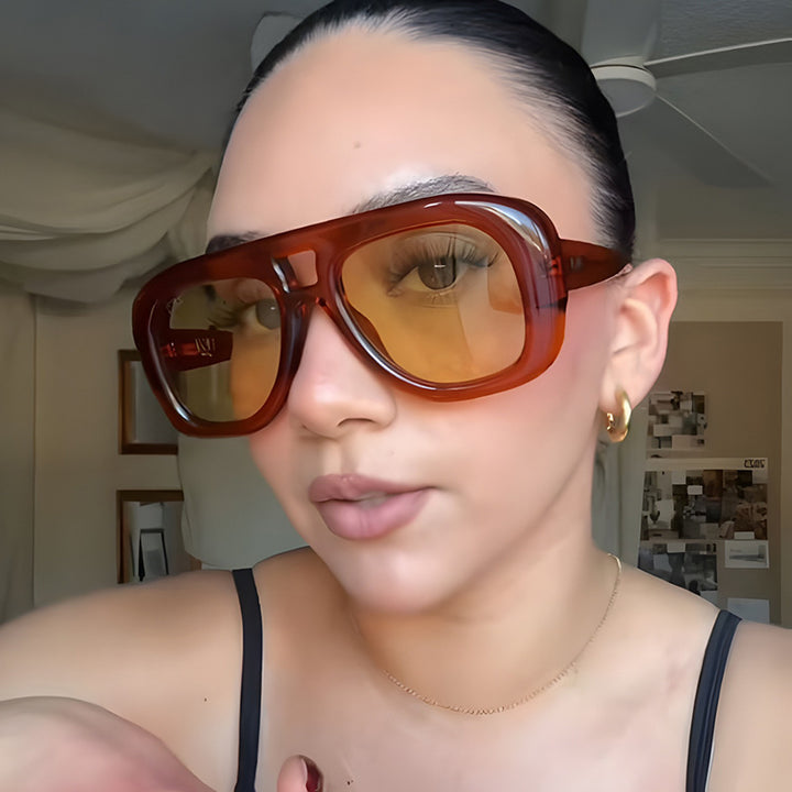 Women's Bold Sunglasses in Elegant Style Skanto