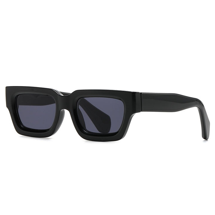 Dame oversized solbriller i moderne, kantete design Skanto