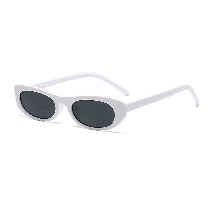 Dame moteriktig solbrille i elegant cat-eye stil Skanto