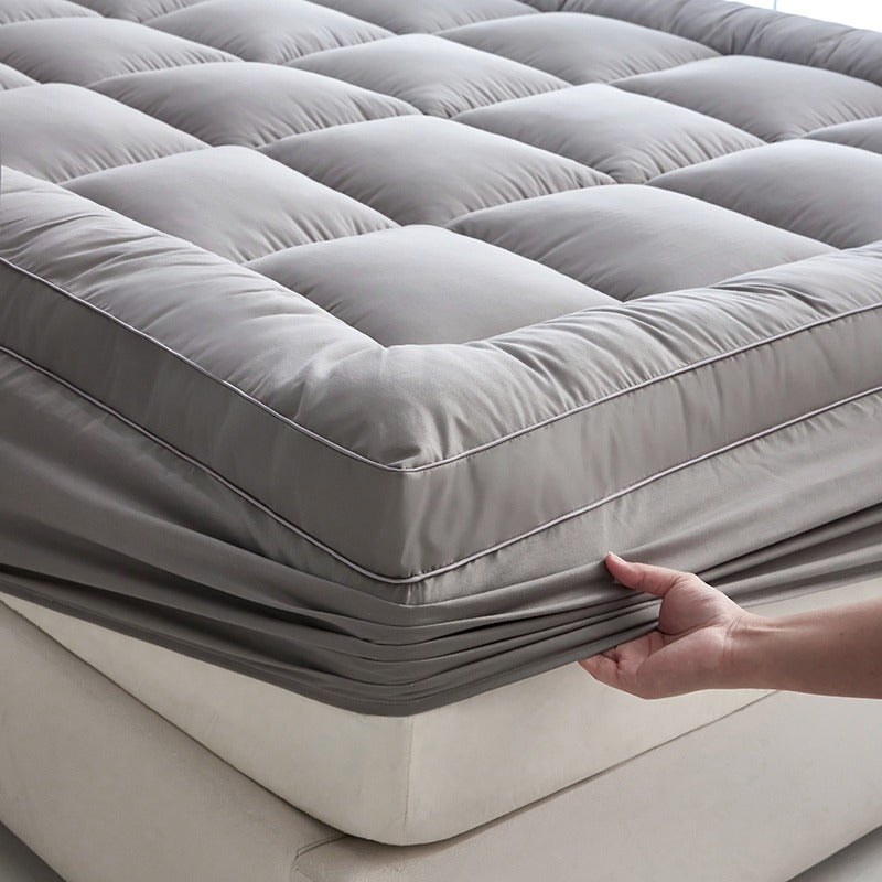 Ultimate Cooling Mattress Pad – Premium Quilted Pillow Top, Luxuriously Fluffy and Ultra-Breathable with Secure 14-18 Deep Pocket Cover – Enhanced Sleep Comfort, 1pc | Skanto