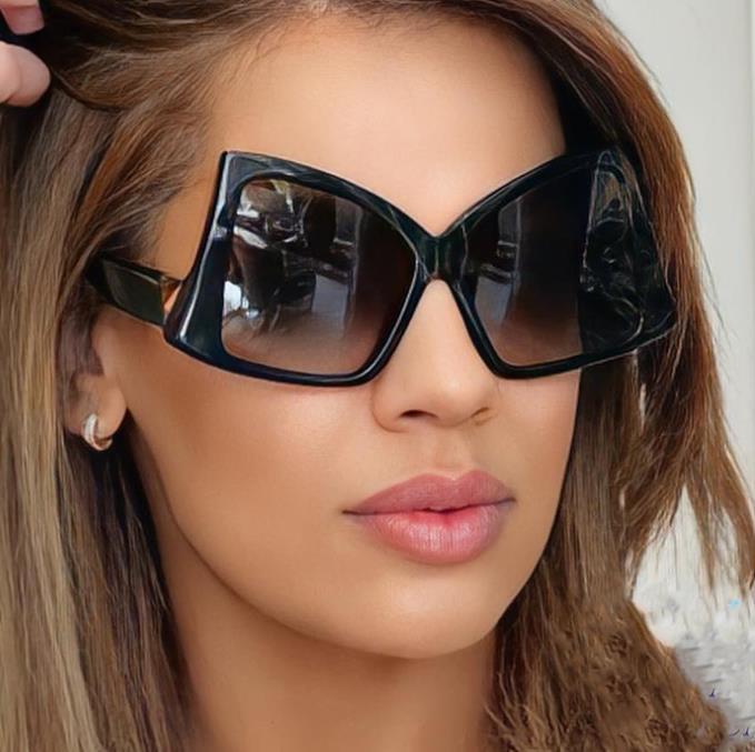 Women's oversized sunglasses with elegant square frame and protective UV protection Skanto