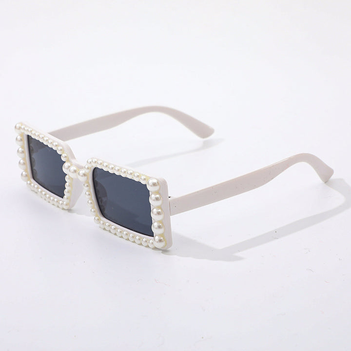 Dame stilig solbrille med perlepynt Skanto