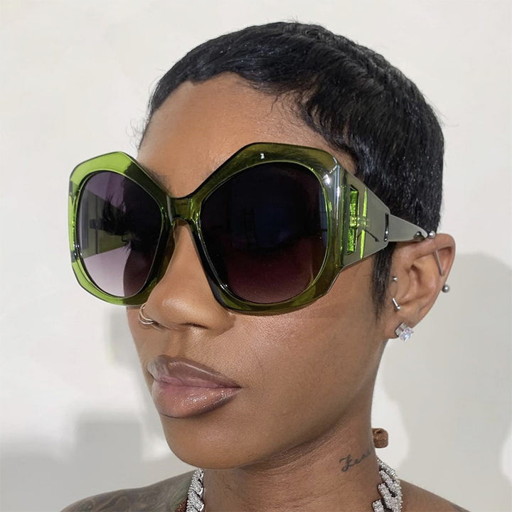 Women's oversized sunglasses with futuristic design Skanto