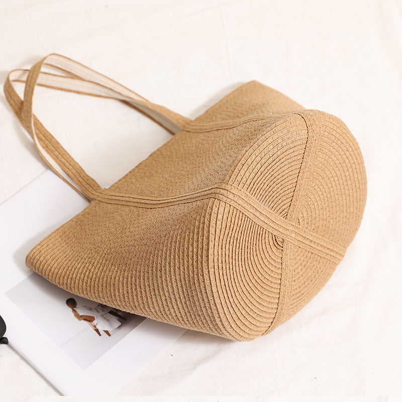 Practical tote bag with structured design Skanto