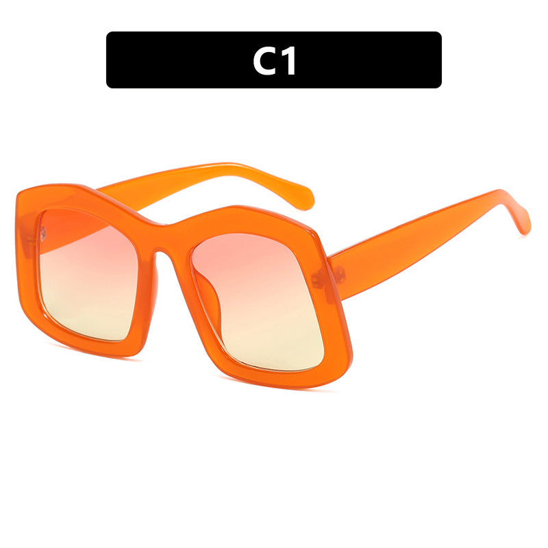 Damer stor solbrille med moteriktig design og UV-beskyttelse Skanto