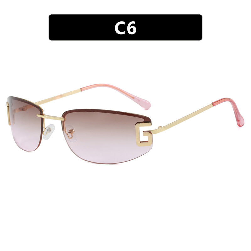 Women's futuristic sunglasses with sporty design and UV protection Skanto