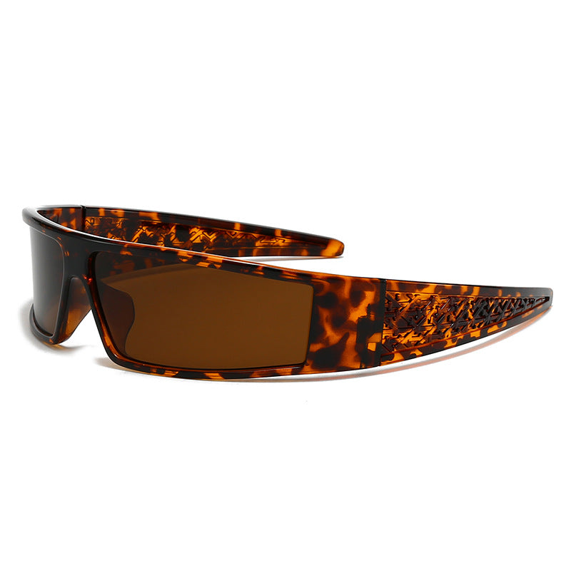 Dame Sporty solbriller med ergonomisk design Skanto