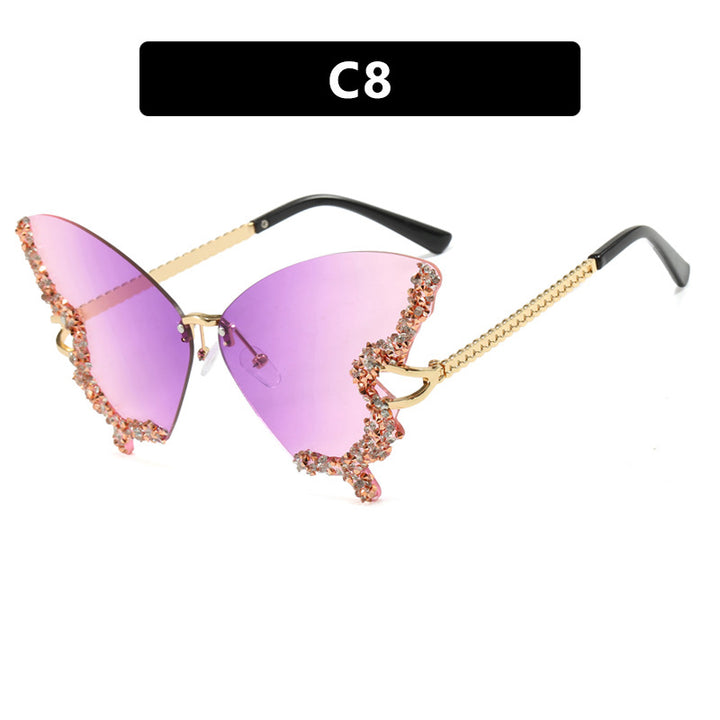 Women's large cat-eye sunglasses with sparkling rhinestone decoration and elegant frame Skanto