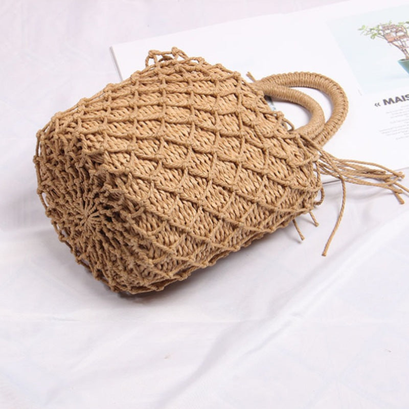 Braided macrame shoulder bag with decorative fringe Skanto