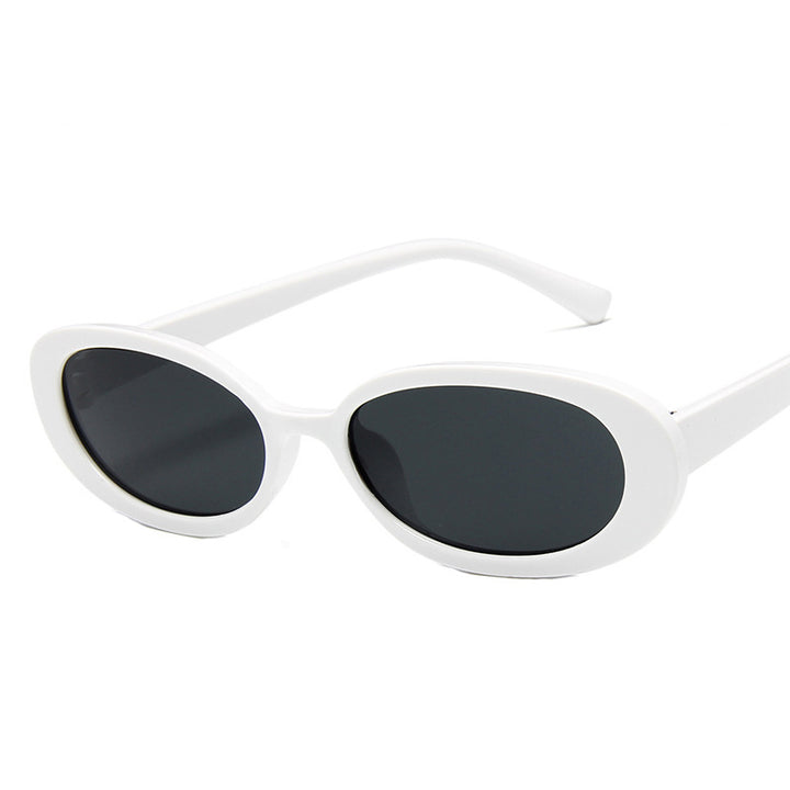Dame moteriske Cat-Eye solbriller med UV-beskyttelse og robust ramme Skanto