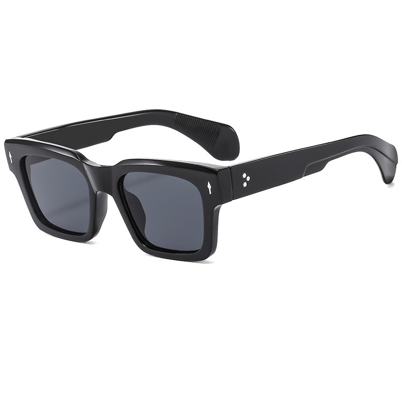 Dame kvadratisk solbrille med luksuriøs ramme og beskyttende UV-filter Skanto