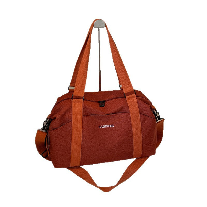Sporty weekend bag with ergonomic carrying options Skanto
