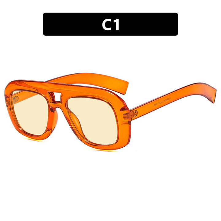Women's Bold Sunglasses in Elegant Style Skanto
