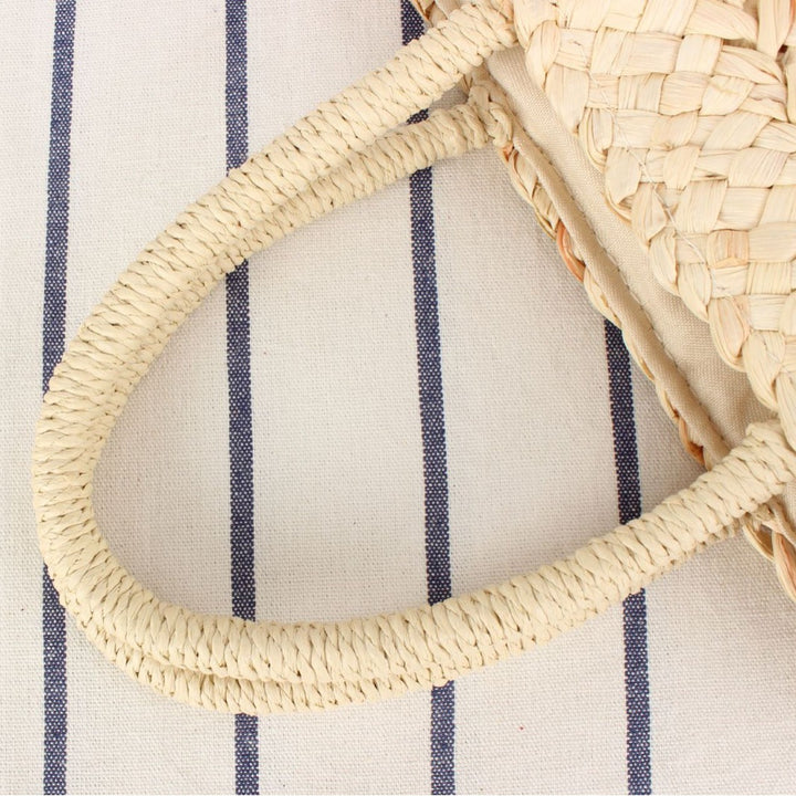 Handbag made of natural woven material Skanto