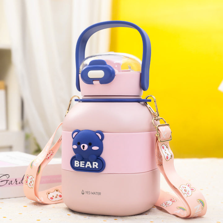Dame isolasjonsdrikkeflaske med praktisk bæresnor og søtt bjørnemotiv Skanto