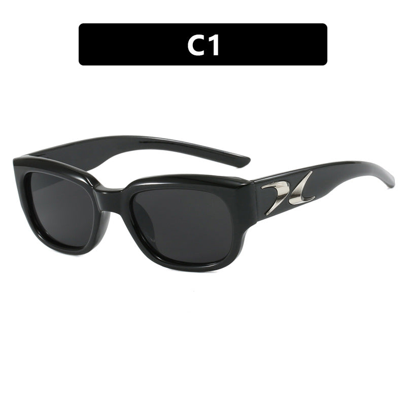Women's stylish sunglasses with robust frame and UV protection Skanto