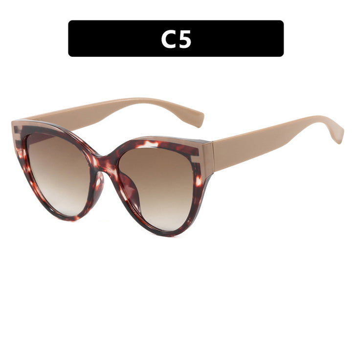 Women's Cat-Eye Sunglasses with Extravagant Frame and UV Protection Skanto
