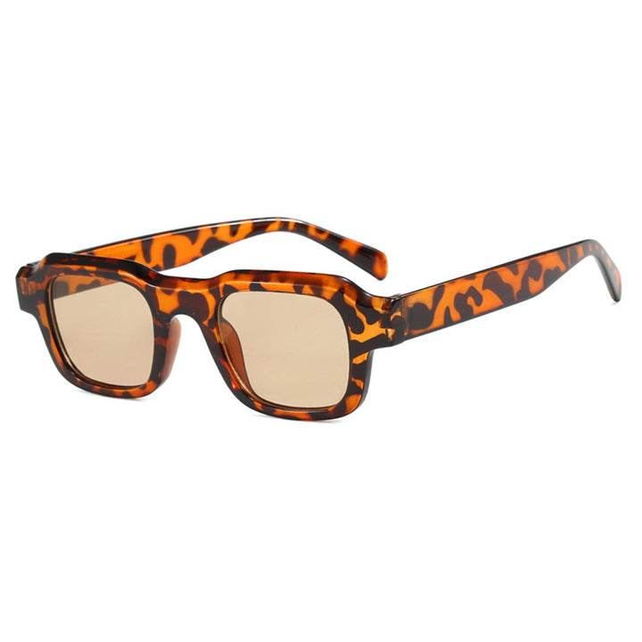 Women's modern square sunglasses with protective polycarbonate frame Skanto