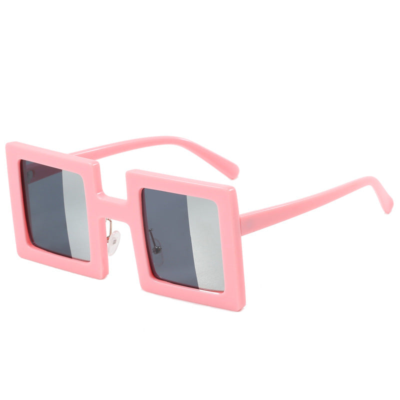 Dame kvadratisk solbrille med moderne design Skanto