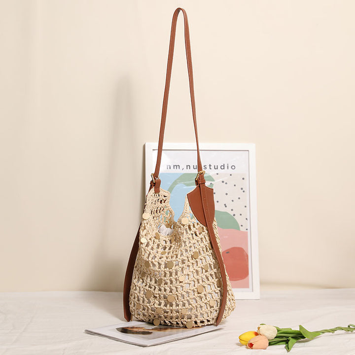 Hand-knotted shoulder bag with metal details Skanto