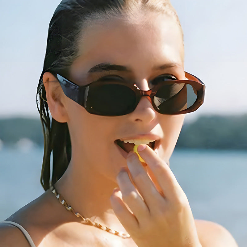 Women's extravagant sunglasses in stylish retro design Skanto