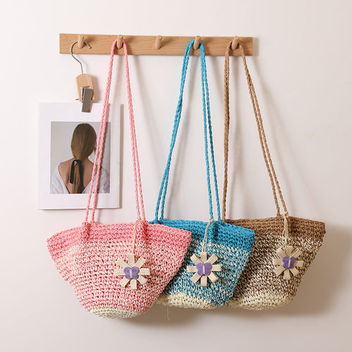 Modern Handmade Handbag with Flower Accent Skanto