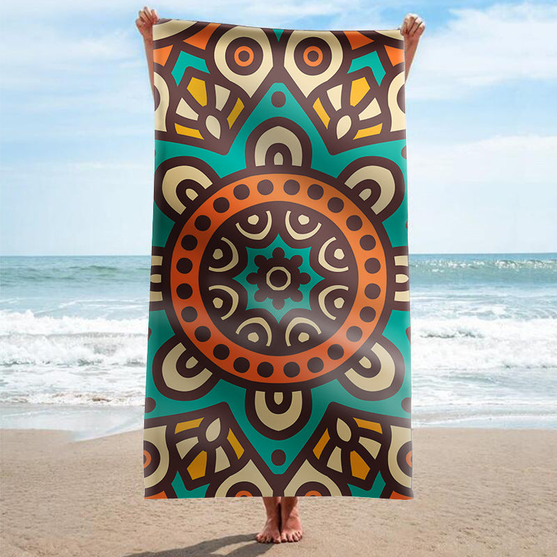 Strandhåndkle med kunstferdig mandala-design Skanto