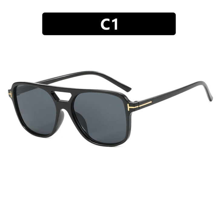 Women's trendy square sunglasses with detailed frame Skanto