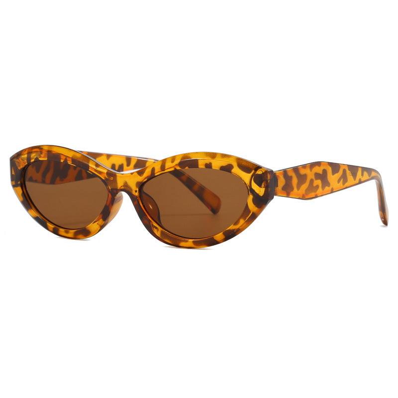 Dame cat-eye solbriller med bred ramme og UV-beskyttelse Skanto