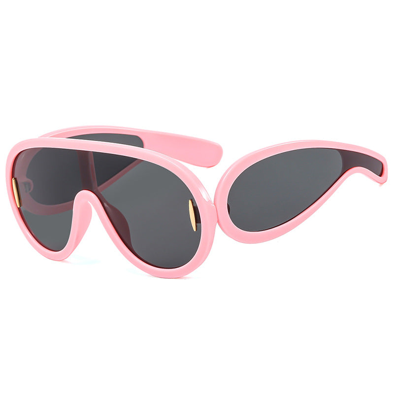 Women's sporty sunglasses in innovative design Skanto