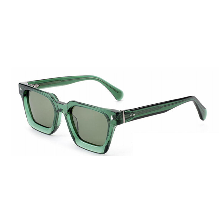 Dame solbrille i moderne design med bred ramme og høyverdig UV-beskyttelse Skanto