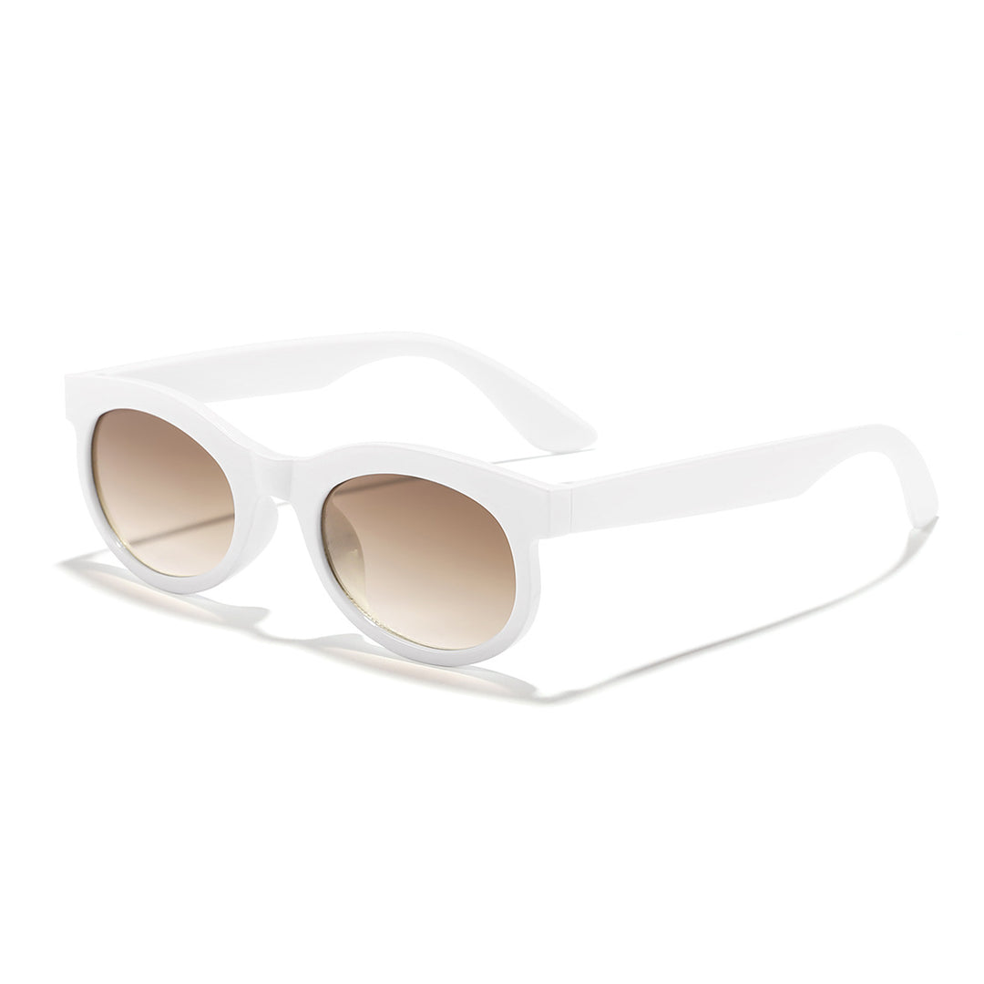 Dame trendy solbriller med stilrent design i robust plast Skanto