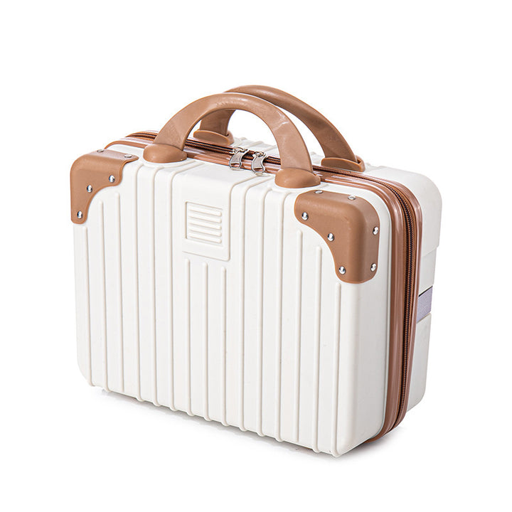 Hard Shell Travel Case Skanto