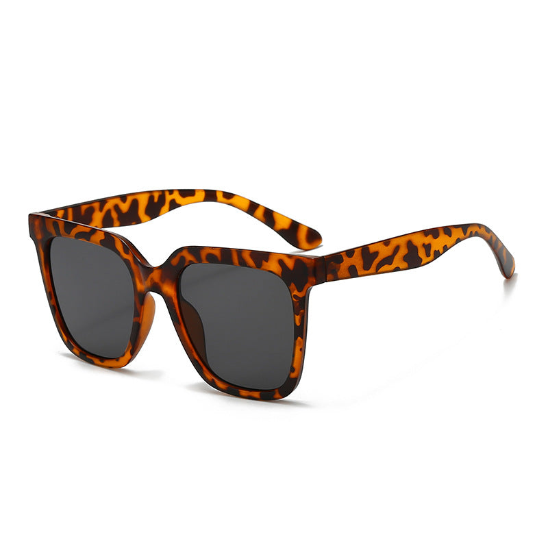 Dame moterik kvadratisk solbrille Skanto